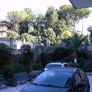 Hotel Casa Per Ferie Suore Domenicane, Roma